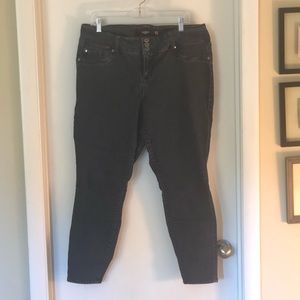 Size 20R Torrid Super Skinny Jeans Dark Denim